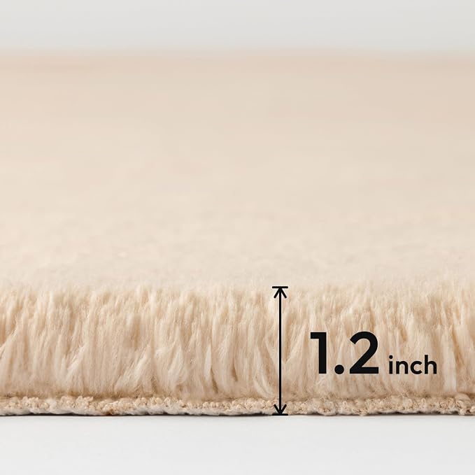 Ashler Faux Fur Rug, Ultra Soft Faux Rabbit Fur, 6 x 9 Feet Rectangle, Machine - Image 2