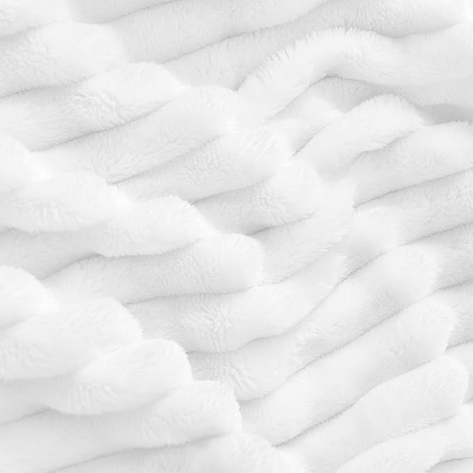 BEDELITE Fleece Blanket King Size – 3D Ribbed Jacquard Soft and Warm Decorative - Image 3