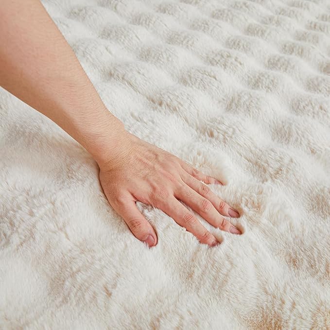 Creamy White Rabbit Plush Rug 6'x9', Fluffy Faux Fur Shaggy Area Rug - Image 7