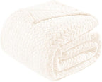 Exclusivo Mezcla Fleece Queen Size Blanket by ExclusivoMezcla