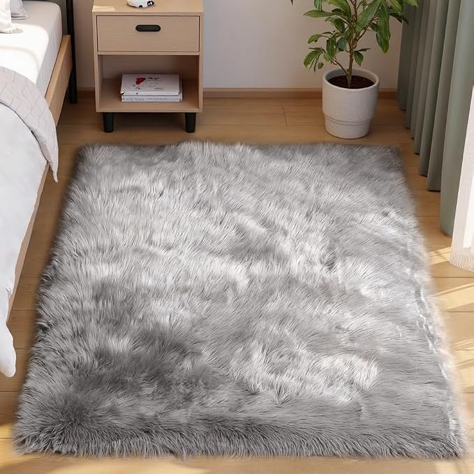 Goolela Fluffy Faux Fur Rug 4x6 Grey Faux SheepskinRug by Goolela