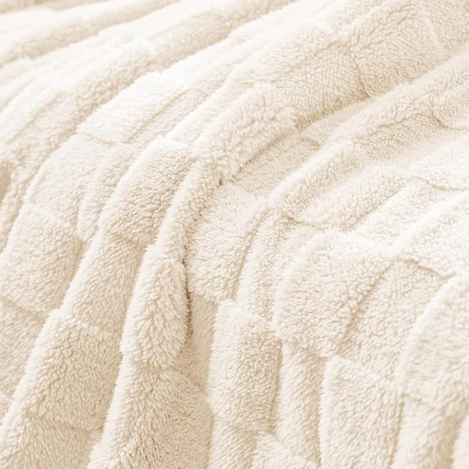 Exclusivo Mezcla Twin Size Flannel Fleece Blanket, Super Soft and Warm - Image 4