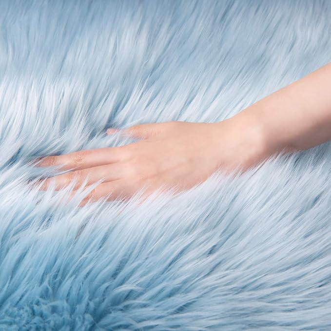 Ashler faux fur rug, Fluffy Shaggy Area Rug Ultra Soft 2.2 x 4 Feet Rectangle - Image 4