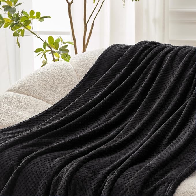 Exclusivo Mezcla Fleece Bed Blanket Twin Size, Super Soft and Warm Blankets - Image 5