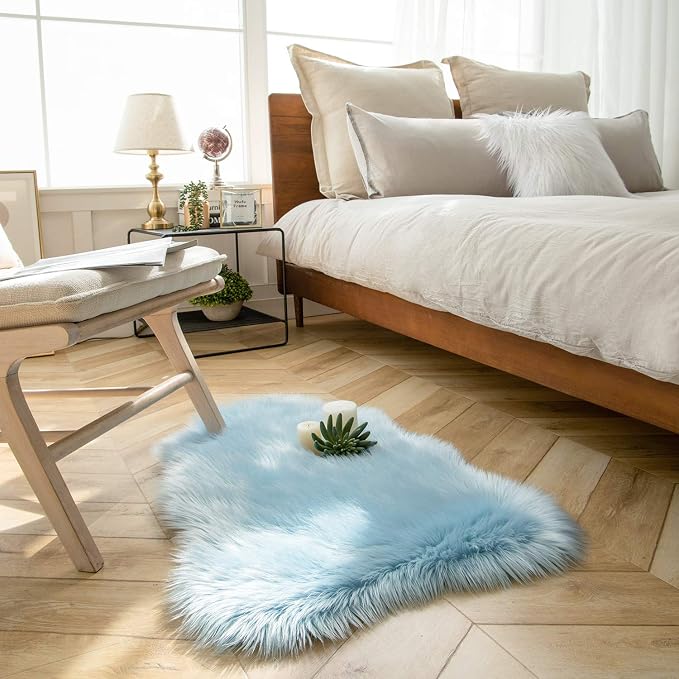 Ashler faux fur rug, Fluffy Shaggy Area Rug Ultra Soft 2 x 3 Feet Sheepskin Fur - Image 2