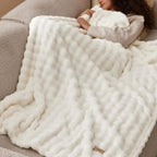Bedsure 3D Fleece Bubble Blanket - Image 8