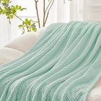 Exclusivo Mezcla Fleece Throw Blanket Extra Large, Super Soft and Warm Blankets - Image 6