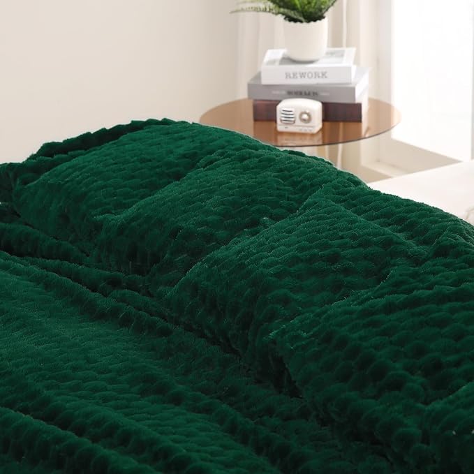 Puncuntex Dark Green Throw Blanket 90"×90" inches Fuzzy 3D Jacquard Decorative - Image 4