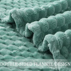 Exclusivo Mezcla Fleece Queen Blanket - Image 6