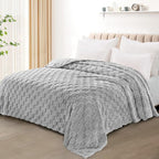 Exclusivo Mezcla King Size Flannel Fleece Blanket, Super Soft and Warm - Image 2