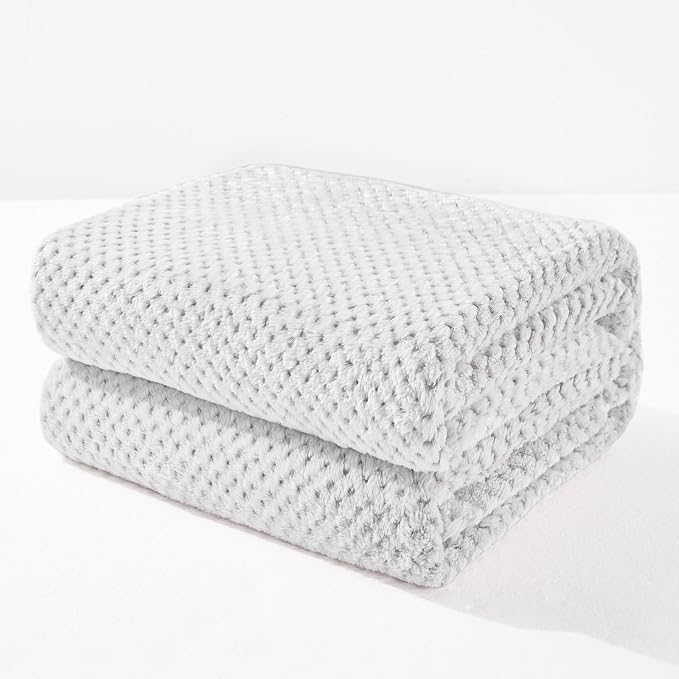 Exclusivo Mezcla Fleece Throw Blanket Extra Large, Super Soft and Warm Blankets by ExclusivoMezcla