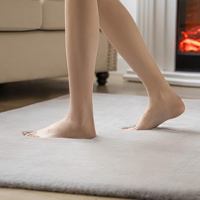 Ashler Faux Fur Rug, Ultra Soft Faux Rabbit Fur, 6 x 9 Feet Rectangle, Machine - Image 4