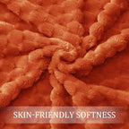 Exclusivo Mezcla Fleece Queen Blanket - Image 7