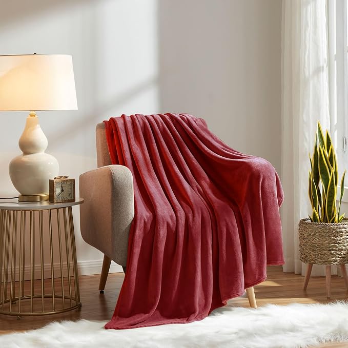 KMUSET Fleece Blanket Burgundy Lightweight Super Soft Cozy Fuzzy Bed Blankets - Image 6