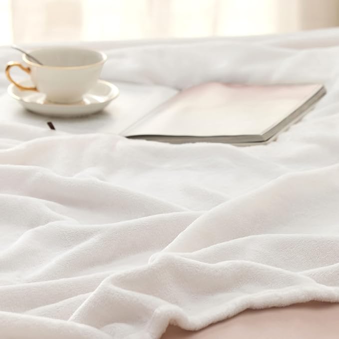 Bedsure GentleSoft Fleece Throw XL Blanket White - Image 5
