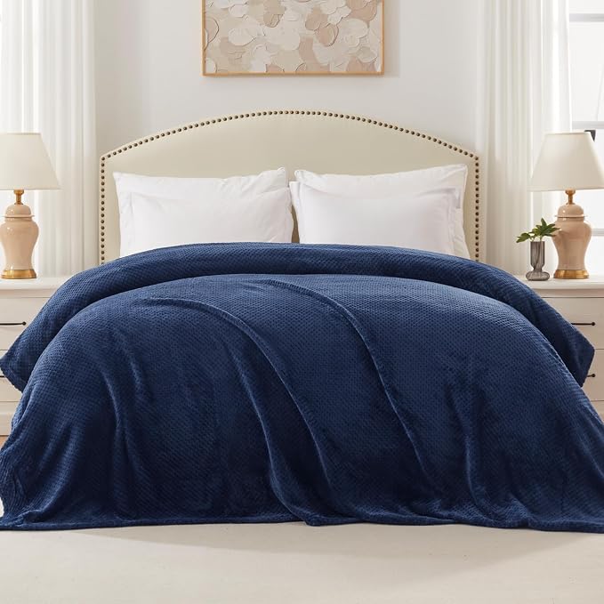 Exclusivo Mezcla Fleece Bed Blanket Queen Size, Super Soft and Warm Blankets - Image 3