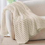 BEDELITE Fleece Throw Blanket for Couch - Image 2