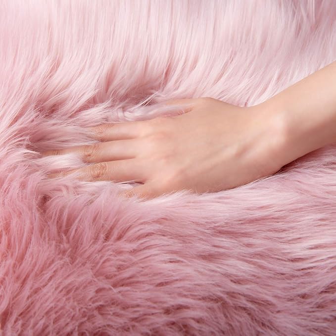 Ashler Faux Fur Rug, Soft 3x3 Ft Round Sheepskin, Fuzzy Machine Washable Carpet - Image 5