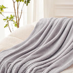 Exclusivo Mezcla Fleece Bed Blanket Twin Size, Super Soft and Warm Blankets - Image 4