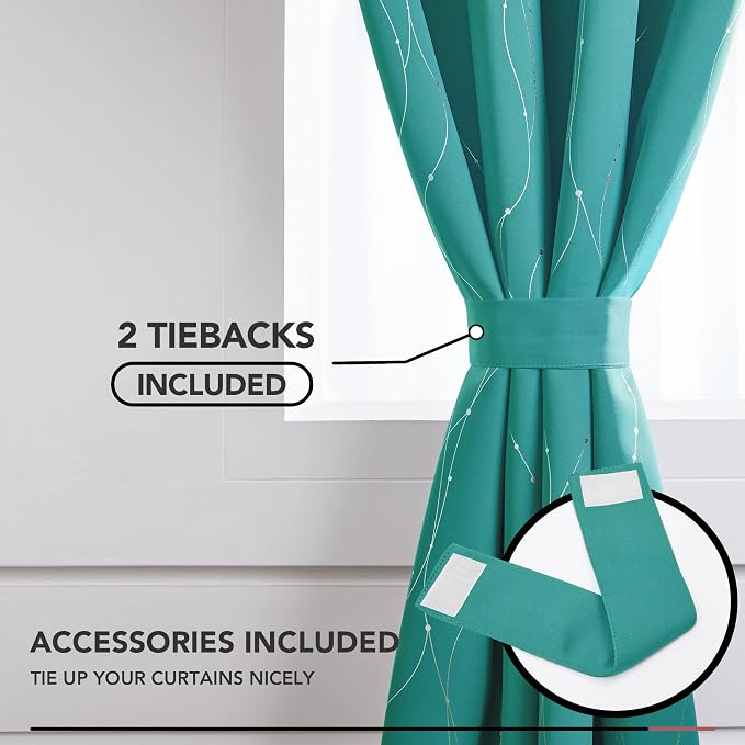 Deconovo Blackout Curtains for Bedroom, Thermal Insulated Soundproof Drapes - Image 4
