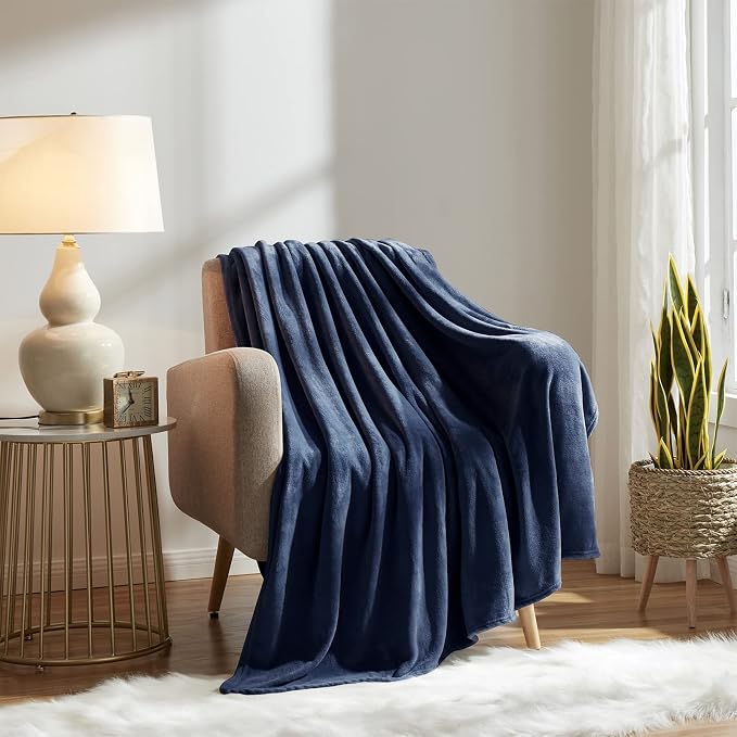 KMUSET Fleece Blanket Twin Size Navy Lightweight Throw Blanket Super Soft Cozy - Image 2