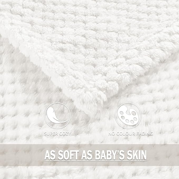 Exclusivo Mezcla Fleece Bed Blanket Queen Size, Super Soft and Warm Blankets - Image 8