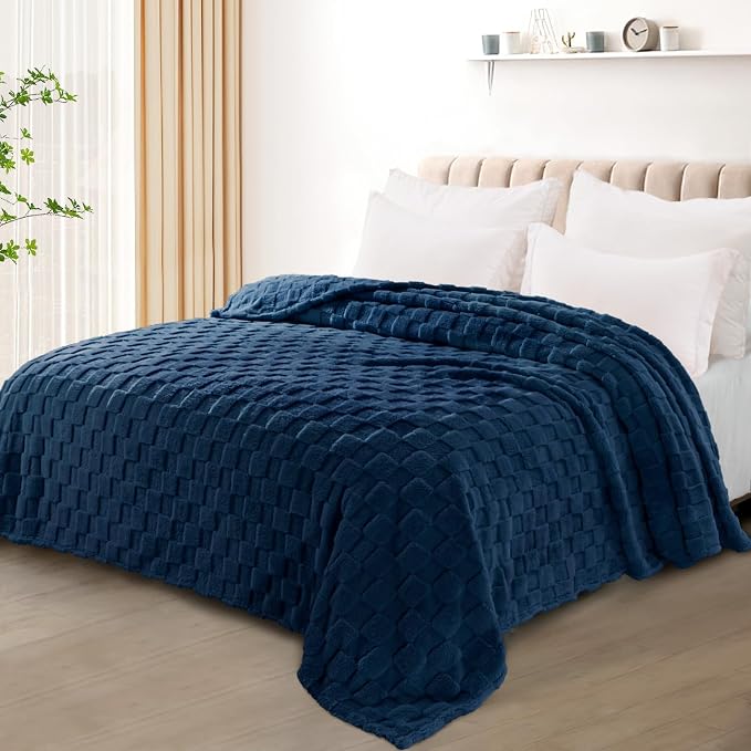 Exclusivo Mezcla Twin Size Flannel Fleece Blanket, Super Soft and Warm - Image 2