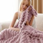 Bedsure GentleSoft Pink Fleece Blanket - Image 4