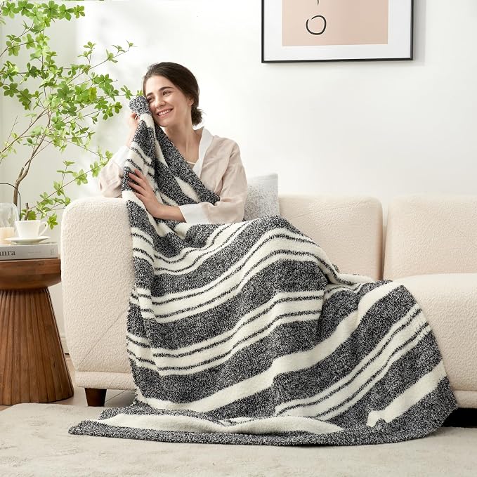 Snuggle Sac Heather Throw Blanket - Image 4