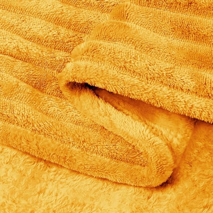 BEDELITE Fleece Blanket Queen Size – 3D Ribbed Jacquard Soft and Warm - Image 5
