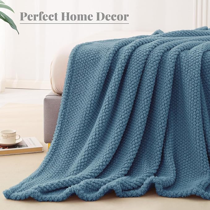 Whale Flotilla Twin Size Fuzzy Fleece Blanket, Fluffy Warm Soft Jacquard Bed - Image 7