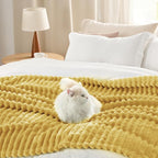Bedsure GentleSoft Yellow Full Blanket - Image 4