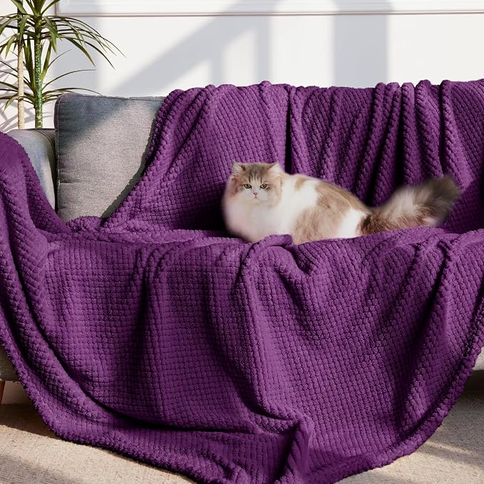 Whale Flotilla Twin Size Fuzzy Fleece Blanket - Image 3