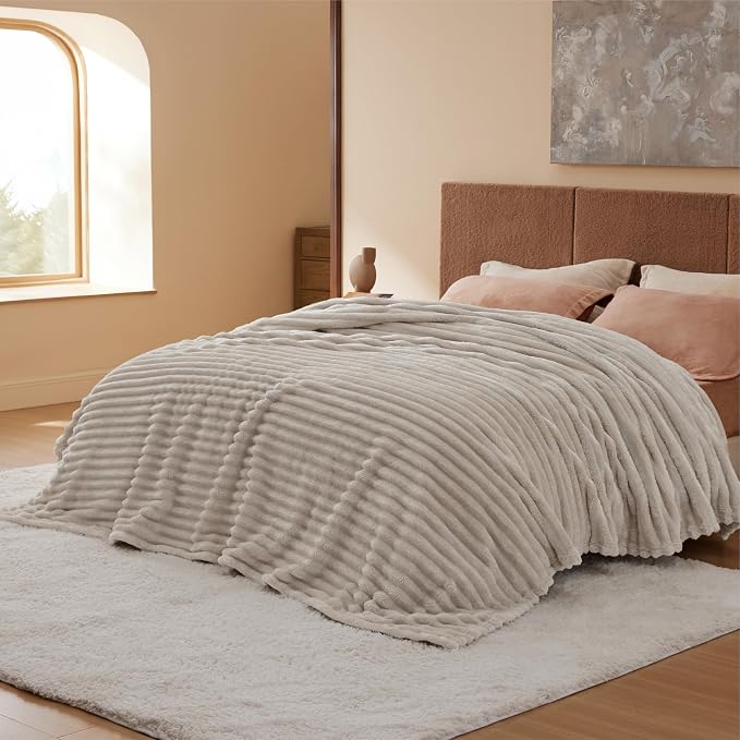Bedsure GentleSoft California King Size Blanket - Image 9