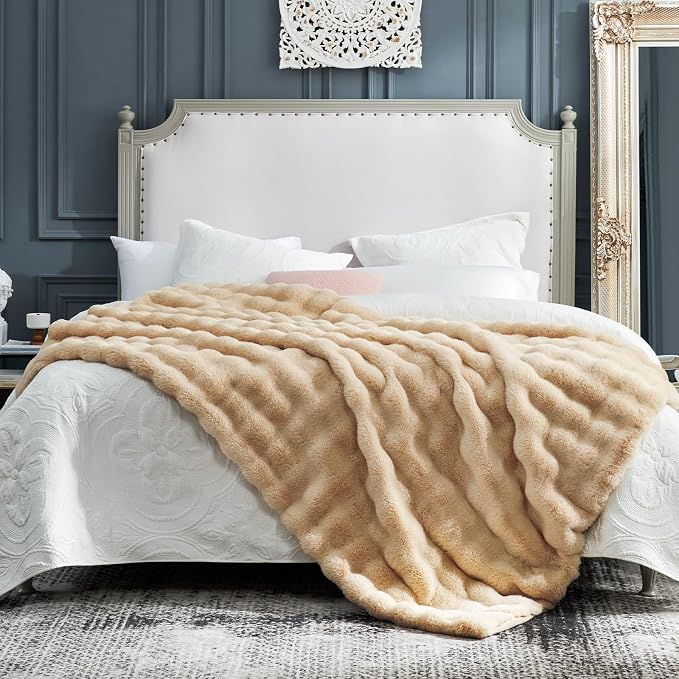 Cozy Bliss Faux Fur Throw Blanket - Image 2