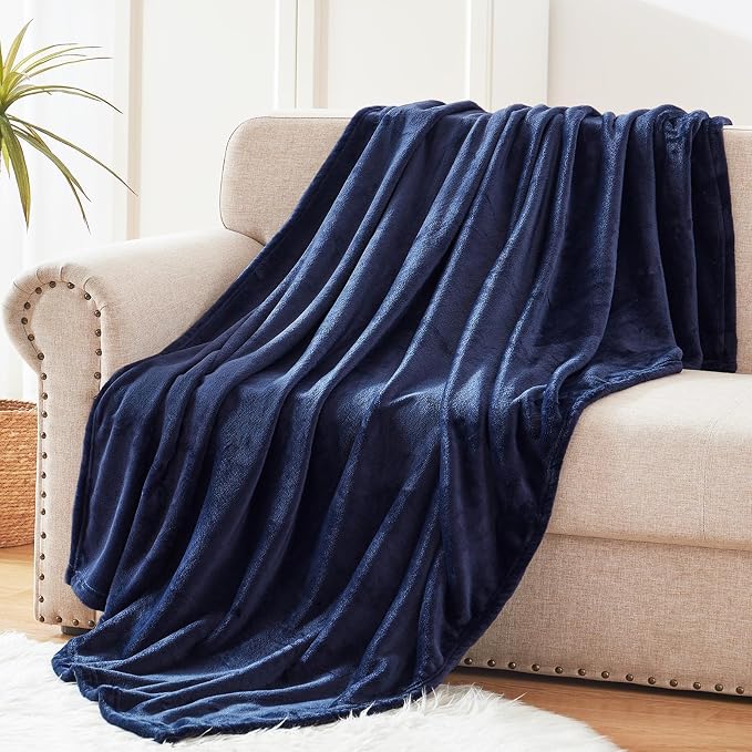 Exclusivo Mezcla Fleece Navy Blue Throw Blanket - Image 3