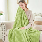 BEDELITE Fleece Throw Blanket for Couch – 3D Ribbed Jacquard Soft and Warm - Image 4