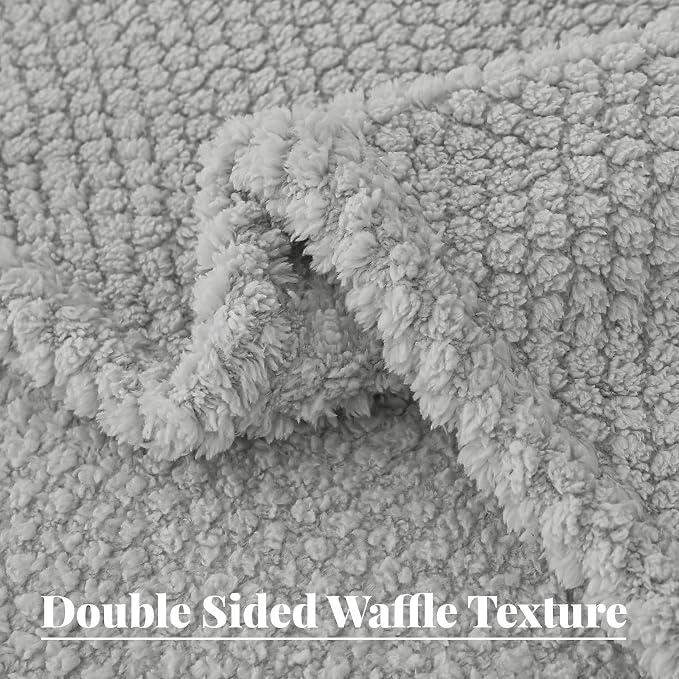 Whale Flotilla King Size Fuzzy Fleece Blanket - Image 6