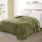 Exclusivo Mezcla Twin Size Flannel Fleece Blanket, Super Soft and Warm - Image 2