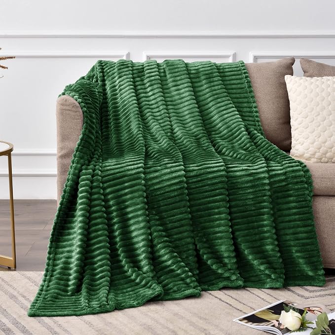 BEDELITE Fleece Throw Blanket for Couch – 3D Ribbed Jacquard Soft and Warm - Image 2