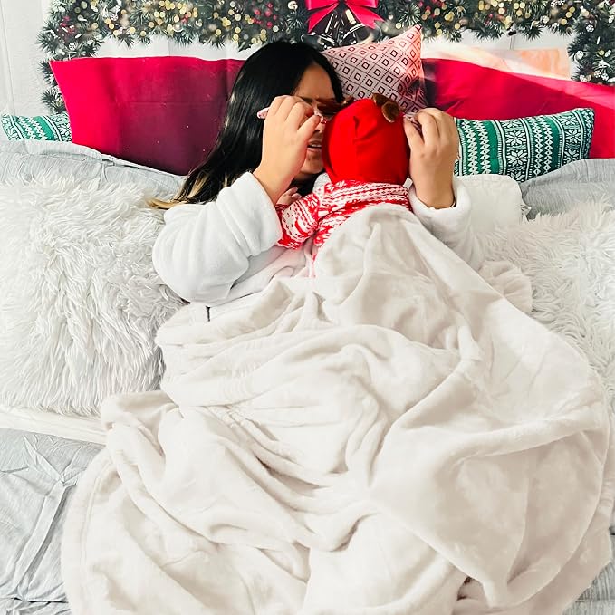 Bedsure Fleece Throw Blanket for Couch Cream - Image 6