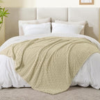 BEDELITE Fleece Throw Blanket for Couch & Bed - Image 6