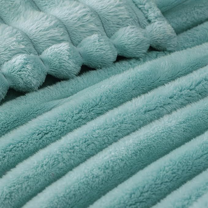 Exclusivo Mezcla Twin Size Flannel Fleece Blanket, Super Soft Striped Jacquard - Image 4