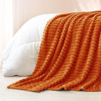 Exclusivo Mezcla California King Size Flannel Fleece Blanket, Super Soft - Image 5