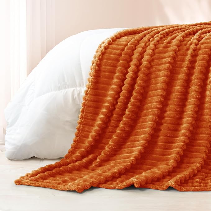 Exclusivo Mezcla California King Size Flannel Fleece Blanket, Super Soft - Image 5