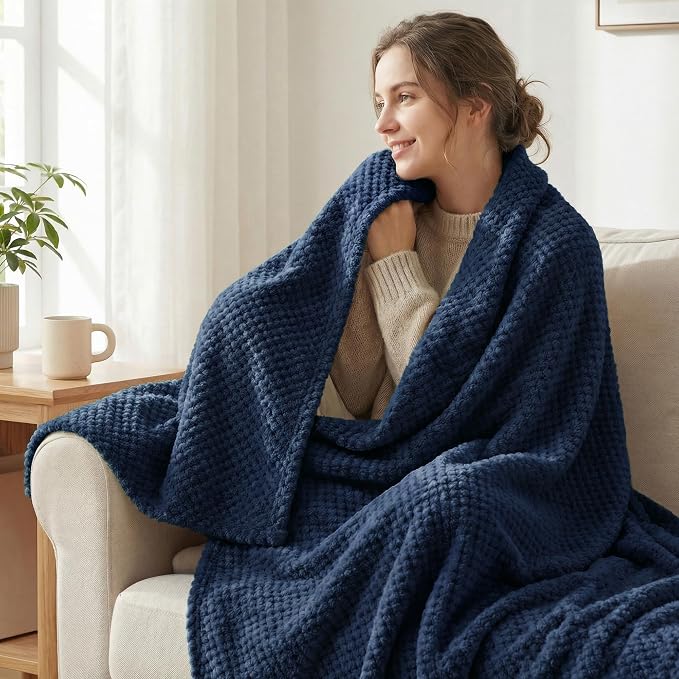 Exclusivo Mezcla Fleece Throw Blanket Extra Large, Super Soft and Warm Blankets - Image 2