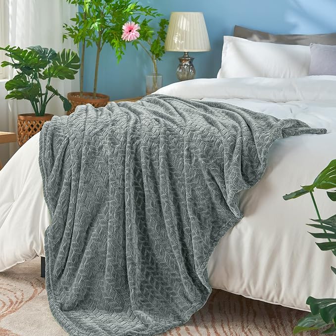 inhand Grey Fleece King Blanket - Image 3