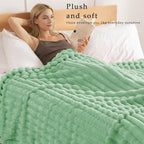 Exclusivo Mezcla Queen Size Flannel Fleece Blanket, Super Soft Striped Jacquard - Image 2