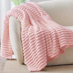 BEDELITE Fleece Pink Throw Blanket - Image 3
