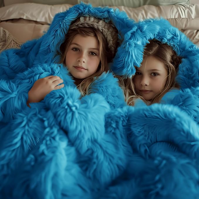 Bedsure GentleSoft Fuzzy Sherpa Faux Fur Twin Blanket Bright Blue Cozy Gifts - Image 2
